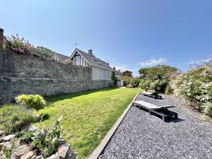 Photo 41- click for photo gallery